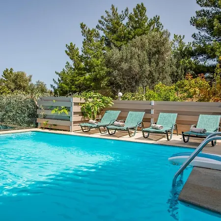 Mikra Anogia Villa *